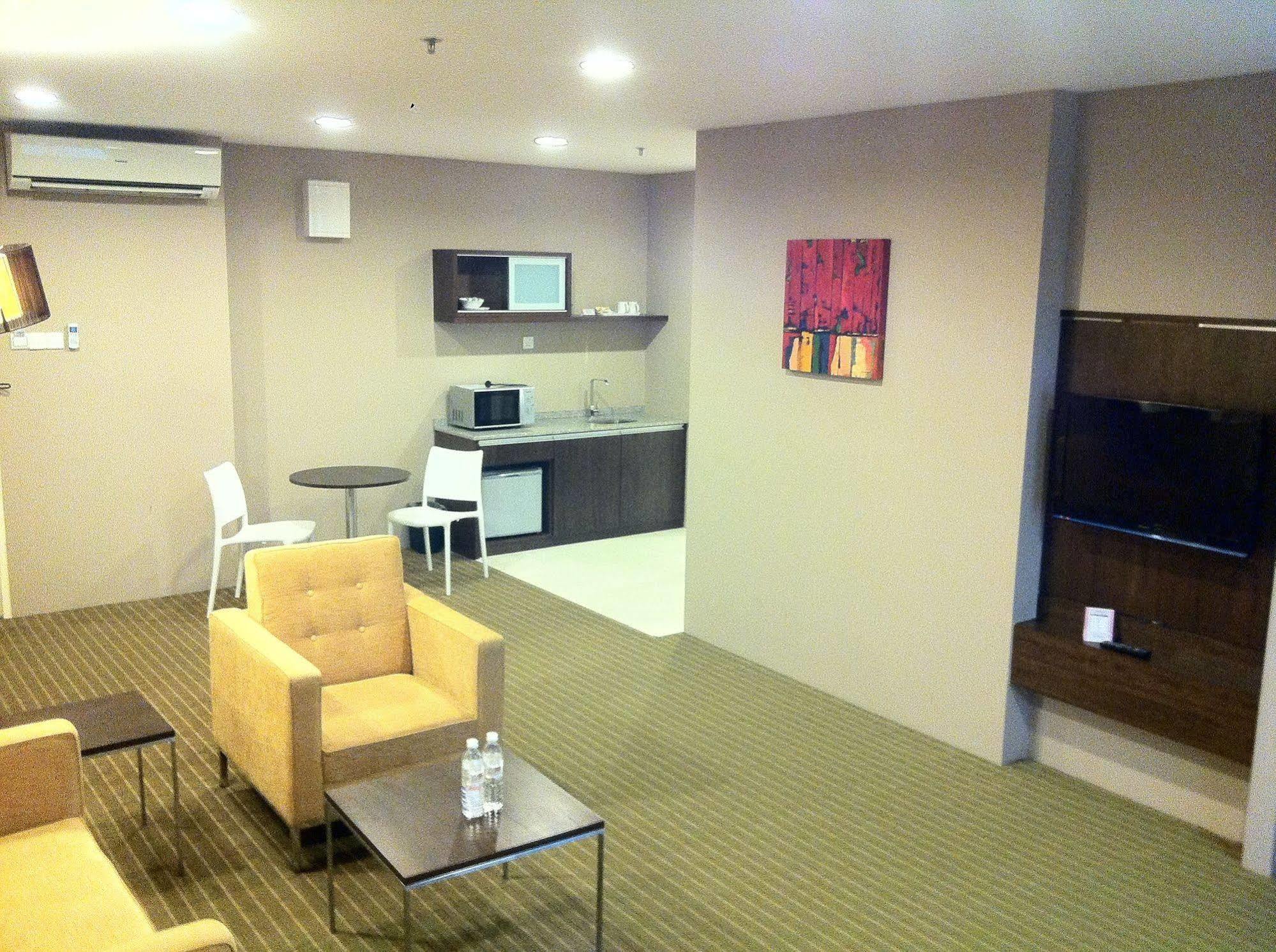 Hotel Primera Suite Cyberjaya Eksteriør bilde