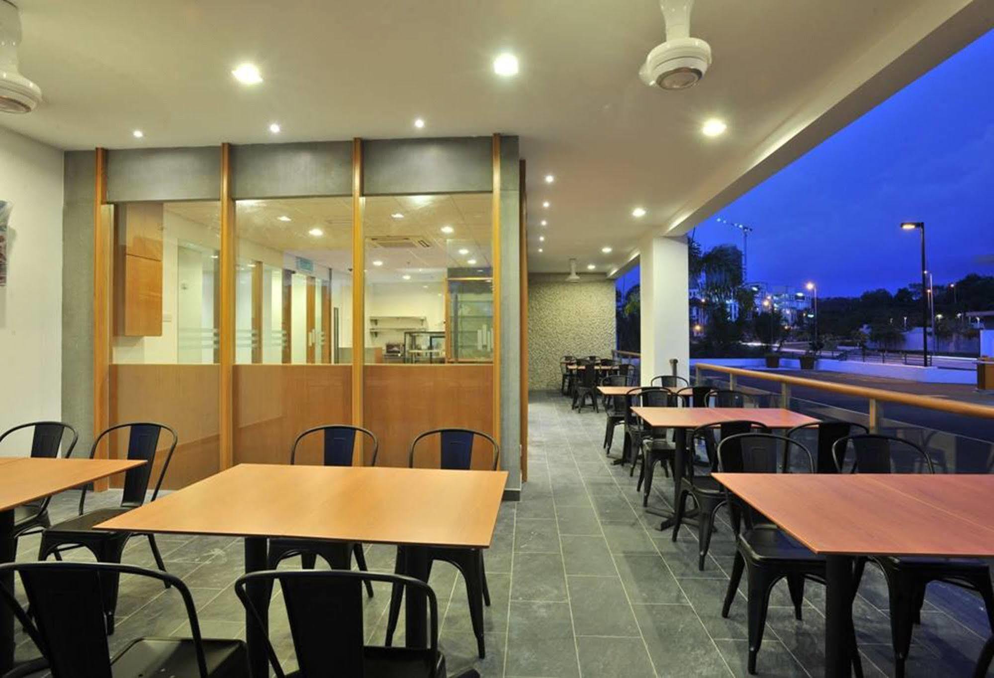 Hotel Primera Suite Cyberjaya Eksteriør bilde