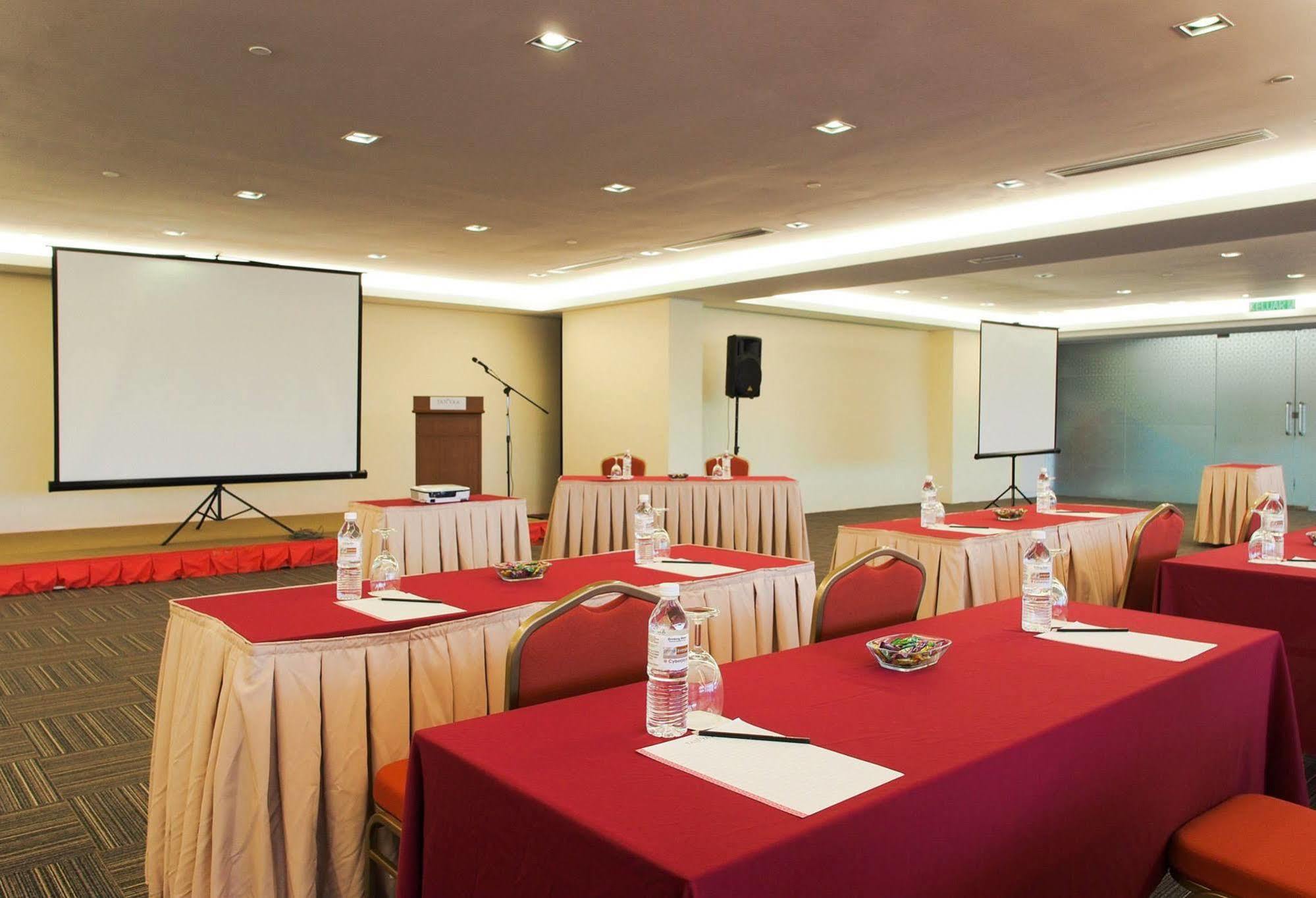 Hotel Primera Suite Cyberjaya Eksteriør bilde